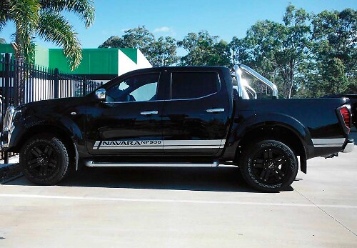 Adesivo in vinile con grafica a strisce laterali 2 PC per adesivo NAVARA NP300 2015 2016