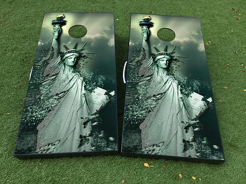 Statua della Libertà USA Cornhole Gioco da tavolo Decalcomania INVOLUCRO IN VINILE con LAMINATO
