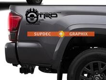 Toyota Racing Development TRD Mad MAX edizione 4X4 lato del letto Adesivi per decalcomanie grafiche 2 2