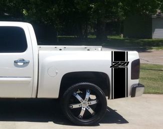 Chevrolet Z71 OFF ROAD Bed Stripe Decal Set di (2) per camioncino CHEVY GMC