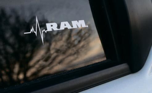 Dodge RAM è nella grafica delle decalcomanie della mia finestra di sangue