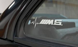 La BMW M5 è nella grafica delle decalcomanie per gli adesivi per finestrini del mio Blood
