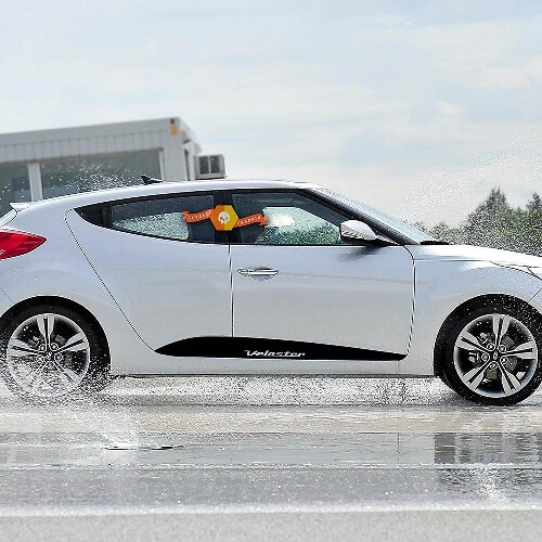 Adesivo in vinile con scritta Veloster per strisce laterali Hyundai Veloster 2011-2020