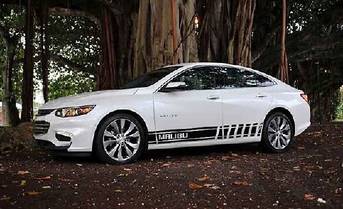 2 adesivi in ​​vinile con grafica a più colori Chevrolet Malibu Car Symbol Racing
