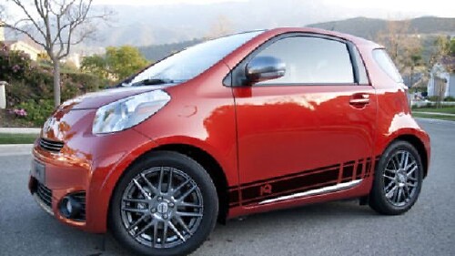 2X Grafica a più colori iQ Simbolo Adesivo per decalcomania in vinile da corsa per auto