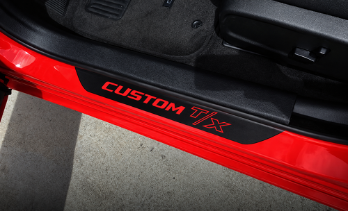 CUSTOM T/X Mixed Lettering Four Piece Door Sill Set Portiera Adesivo in vinile per Dodge Charger 2006-2018