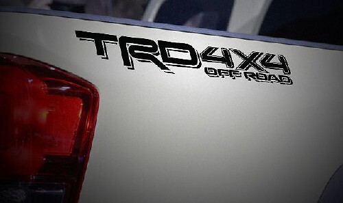 Kit di Adesivi in Vinile Stile TRD 4x4 Off Road per Fiancate Cassone Toyota Tacoma 2016