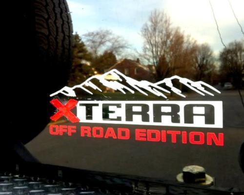Kit adesivi vinile per portellone posteriore e fianco in stile Off Road Edition Mountain per Nissan Xterra