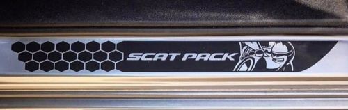 Kit di adesivi in vinile per soglia porta stile Honeycomb Scat Pack per Dodge Challenger 2015-2018