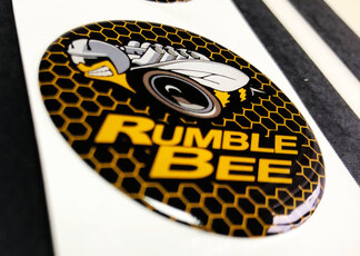 Pulsante di avviamento del motore Rumble Bee Dodge Domed Badge Emblem Resin Decal Sticker