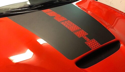 COFANO adesivo decalcomania grafica 2018 CHARGER SRT Stripe HEMI 12 anni vinile HONEYCOMB SCAT 392
