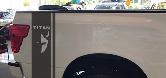 2 decalcomanie laterali in vinile per camion strisce grafica Nissan Titan 5.6 logo nismo sport