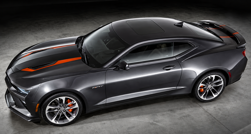 50th Anniversary Style Center Accent Stripe Kit — Adesivo in vinile (cofano, baule) per Chevrolet Camaro 2010-2024