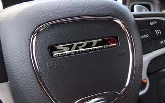 Volante SRT Emblema sovralimentato Decalcomania a cupola Challenger Charger Dodge
