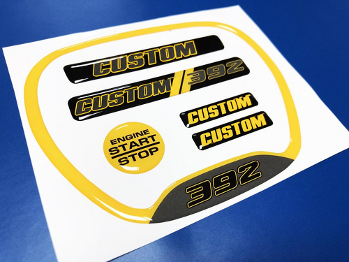 Set Interno con Lettere Gialle Personalizzate Volante Pulsante Avviamento Motore Portachiavi Adesivo in Vinile per Dodge Charger 2015-2026