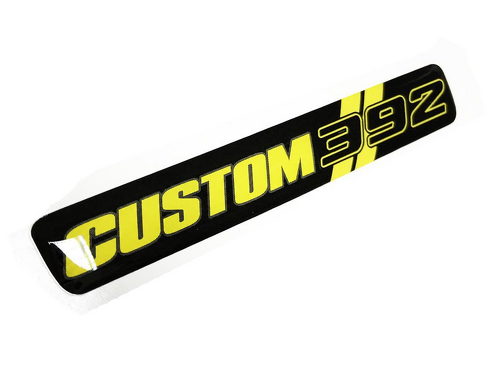 Adesivo decalcomania a rilievo con emblema giallo per volante per Dodge Challenger Charger Daytona 8690