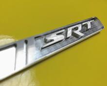 Inserto HVAC interno passeggero 3D SRT per CHARGER Chellenger Alimentato dall'emblema SRT Parte in alluminio
 3