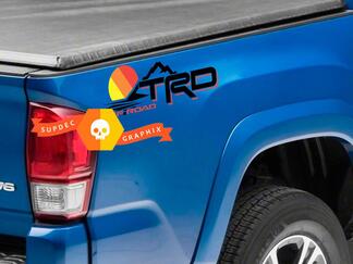 Coppia di TRD Off Road Mountains Line Vintage Old Style Sunset Line Style Bed Side Vinyl Stickers Decal Toyota Tacoma Tundra FJ Cruiser
