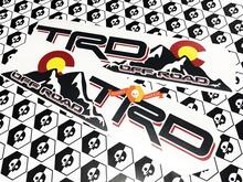 Coppia di TRD Off Road Mountains con Colorado State Flag SunSet Shadows Sun Sunset per Toyota Tacoma Tundra FJ Cruiser
 3