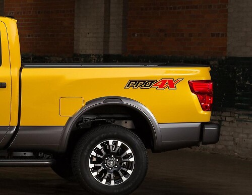 Adesivi vinilici laterali posteriori PRO-4X Off Road per Nissan Titan