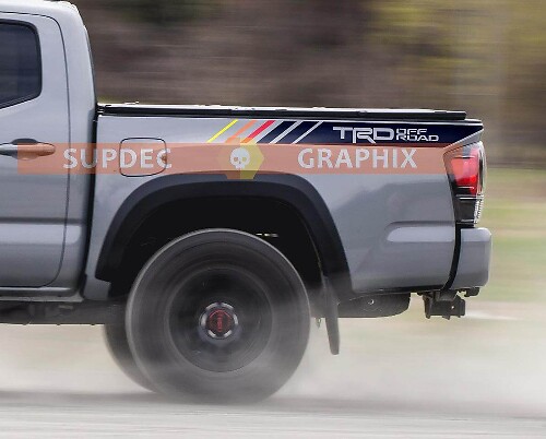 Adesivi in vinile TRD 4x4 Off Road per le strisce laterali posteriori per Toyota Tacoma Tundra