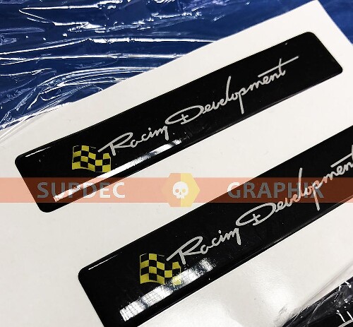 Distintivo Universale Racing Development per Toyota Tundra
