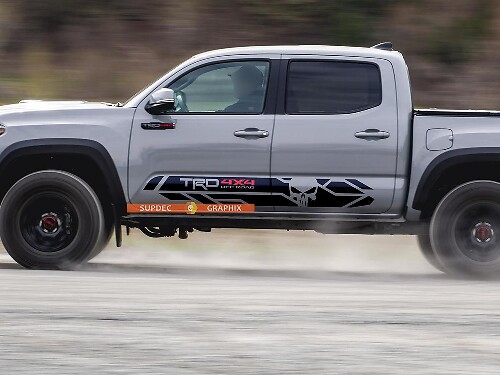 Adesivo in Vinile per Minigonne TRD 4x4 Punisher per Toyota Tacoma 2016-2019
