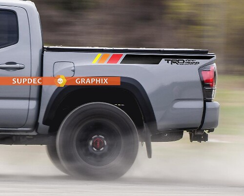 Coppia di Adesivi in Vinile Stile TRD Off Road per Parafanghi Toyota Tacoma 2016-20