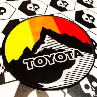 Nuova Toyota Sun Mountains Vintage Colours Badge Emblem Decalcomania a cupola con polistirene ad alto impatto
 1
