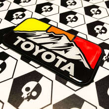 Distintivo Emblema Vintage Retrò Montagne Toyota Adesivo Bombato 2 con Polistirene ad Alto Impatto 2