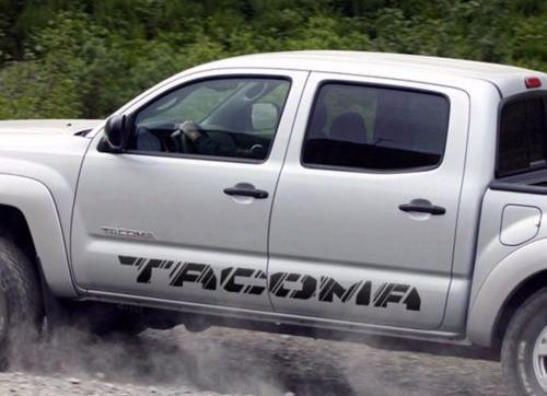 Toyota-TACOMA-2016-TRD-sport-side-stripe-grafiche-decal-Wild-Style